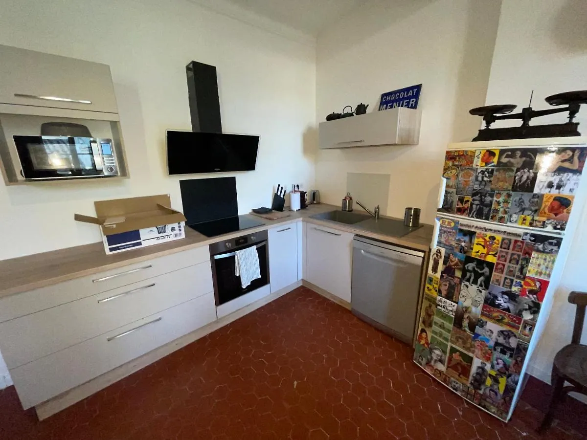 Ferienwohnung La Roue Des Teinturiers Avignon Apartment